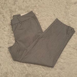 Ann Taylor Loft Original crop pants size 00P NWT